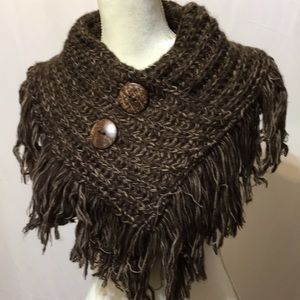 BROWN NWOT TASSELS NECK WRAP WITH TWO BUTTONS